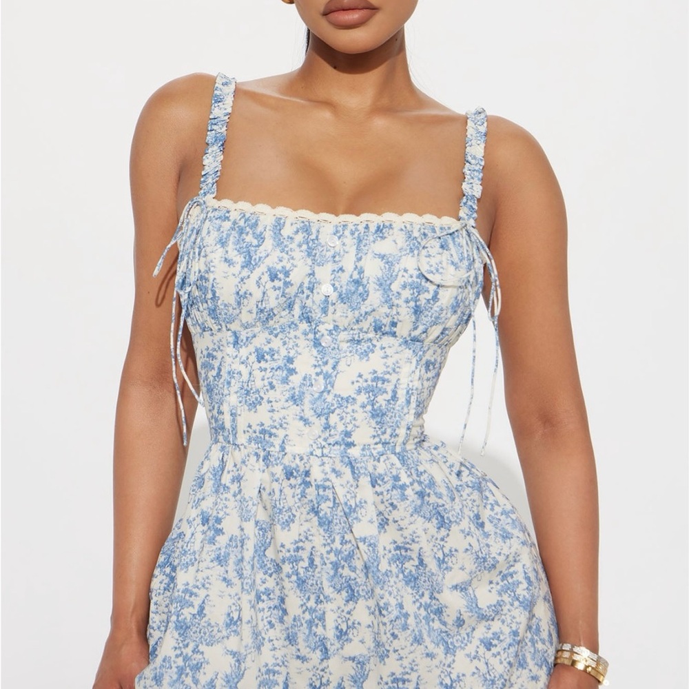 Fashion Nova Blue and Cream Floral Dress
